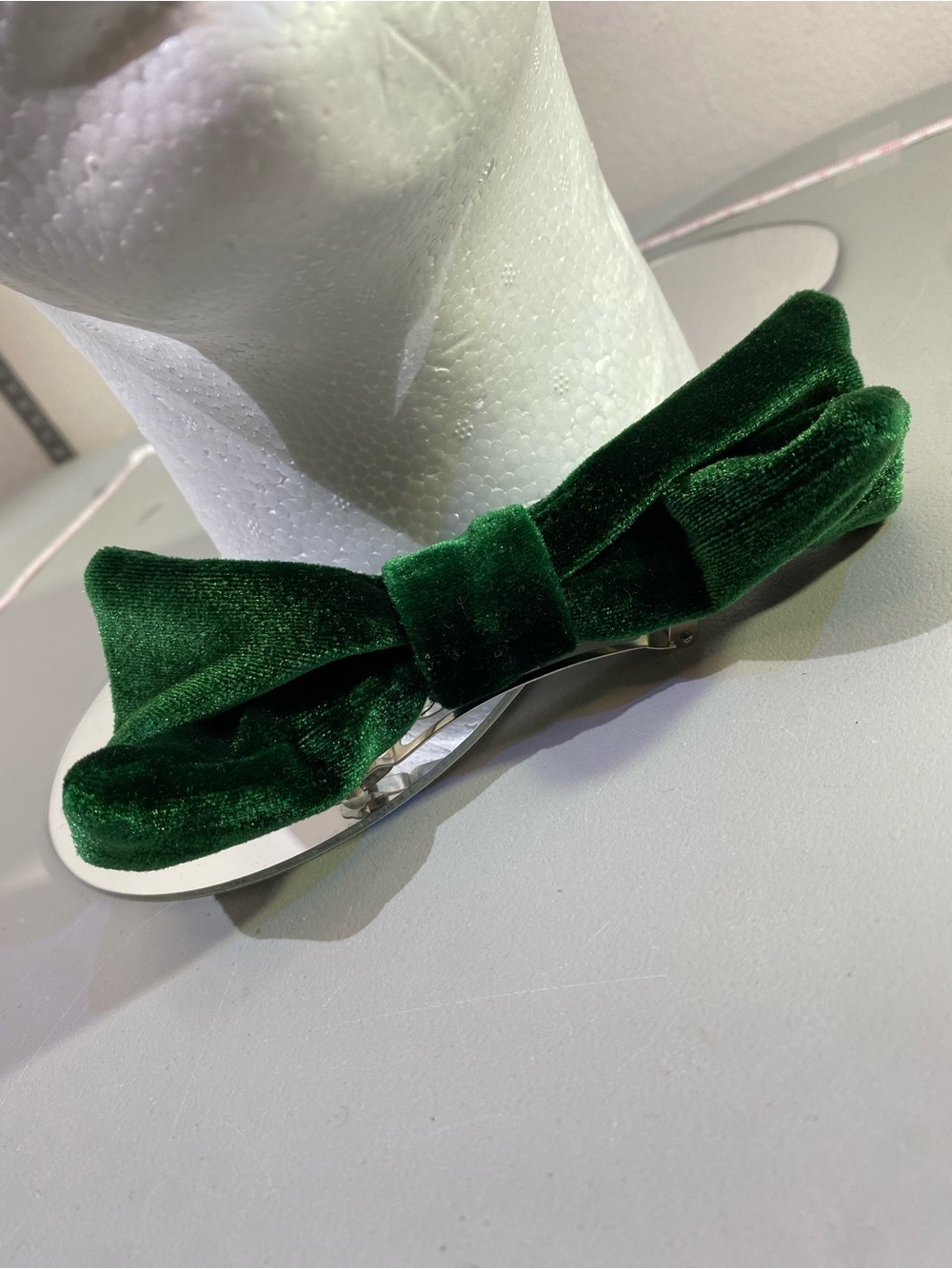 Emerald Green Velvet Bow Hair Clip Made in France Unisex - Picture 2 of 9